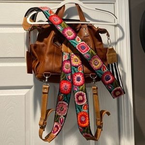 🛑SOLD🛑 Hiptipico crossbody & backpack straps new
